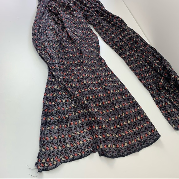 Staring at Stars Flowy Pants Side Slits Floral - Picture 3 of 10